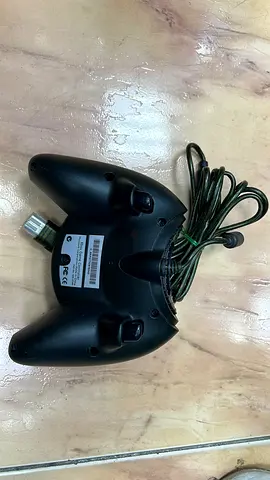 Wired Xbox controller - good working condition