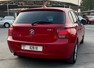 صورة 8 لـ 2013 BMW 1-SERIES
