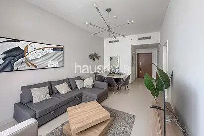Stylish Furnished 1-Bed | Vacant | Prime Views
