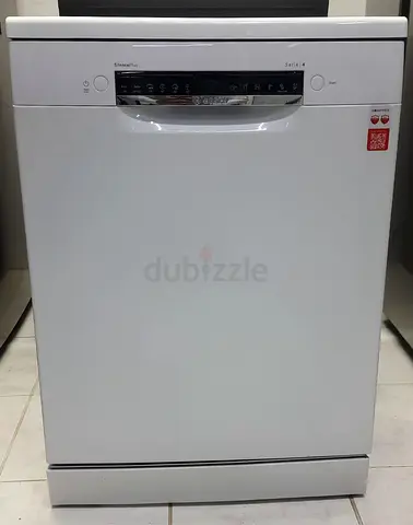 Bosch Series 4 Free Standing Dishwasher SMS4HMW65M