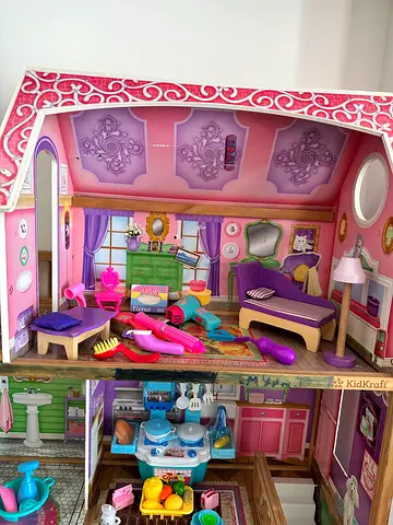 KidKraft Pink Dollhouse Room Set with Furniture and Accessories