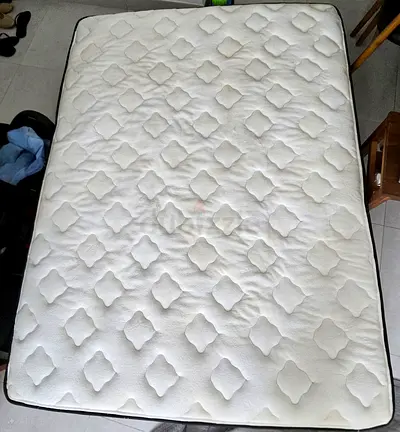 Serta Medium Mattress