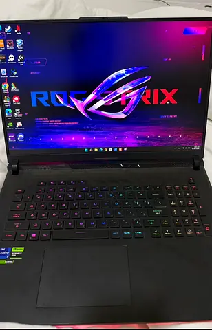 ASUS ROG Strix Scar 18 G834JY