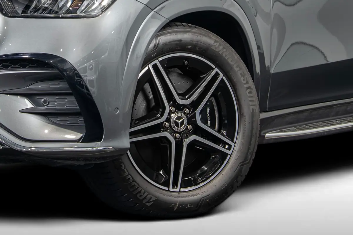 Mercedes-Benz GLE-Class 2025