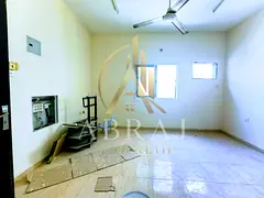Very Spacious Studio close to the park with AC , separate kitchen