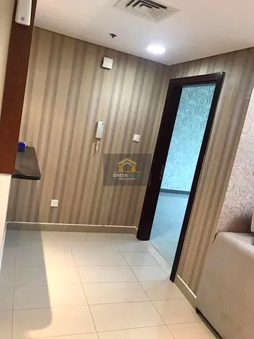 With 2.5% - 1BR (826Sqft) Marina Facing