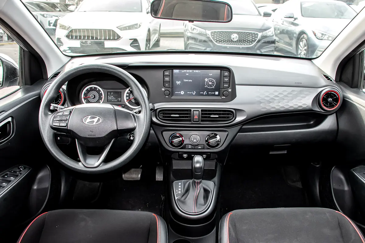 Hyundai i10 2025