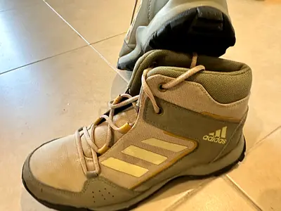 Adidas mid-top hiking shoes, lightly used, size EU 37.5