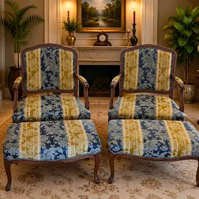 Two Italian armchair with ottomans (like new)
