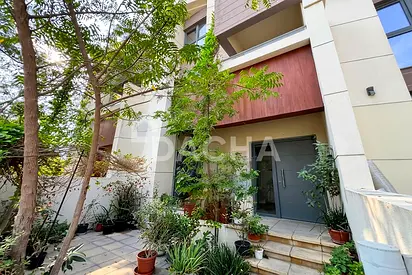 Spacious 4 Bedroom Villa | Private Garden