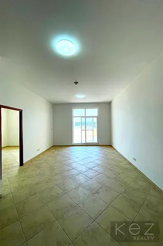Spacious 1-Bedroom Apartment with Large Terrace | Fox Hill 4 | Motor City