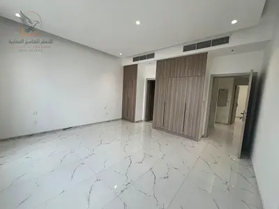 Brand New Villa Central Air Conditioning Built In Wardrobes Laundry Room Prime Location Easy Access
