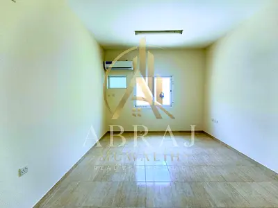 Very big studio in reasonable Price close to park in old muwaileh for family only, separate kitchen
