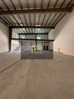 10,200 sqft warehouse | 7,600 sqft ground floor + 2,600 sqft mezzanine | 135 kW power | Ready to mov