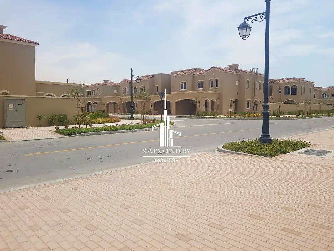 Luxury 2BR + Maid Villa | Prime Location |Tenanted