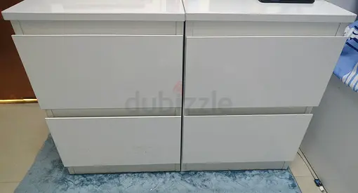 White Modern 4-Drawer Chest / Bedside Cabinet - Good Condition