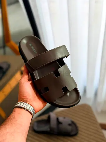 Sandal(HERMES)                         available in super master quality /

40 - 47