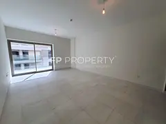 Spacious 1 BR - Chiller Free - Community View