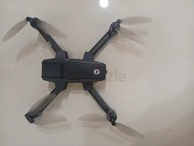Holy stone sh440 drone مستعمله بحاله ممتازه قابله للتفاوض