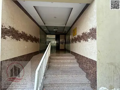 للبيع بناية في عجمان منطقة ليوراه تتكون من 20 وحدة عقارية بمساحة 300 متر مربع مع الكهرباء والماء والمكيفات بعائد استثماري وقريب من جميع الخدمات