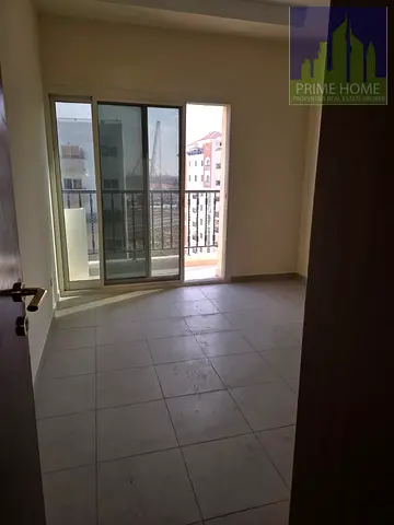 Ready to Move 2BR Apartment | Balcony & Pool Access