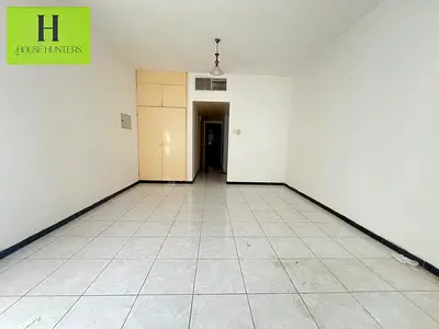 Studio available easy exit to Dubai