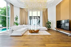 Luxury 4BR Garden Home | Burj Al Arab Views