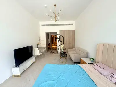 Premium Studio | Balcony | Mid Floor | Close To Circle Mall