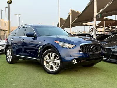Infiniti QX70 Sport Luxury Plus 2017 - American Specs - Excellent Condition
