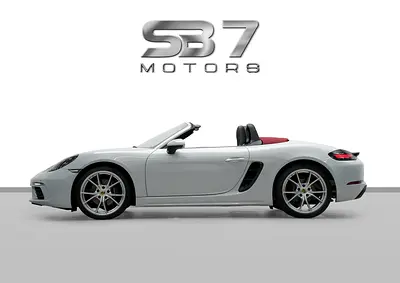 صورة 3 لـ 2024 Porsche 718
