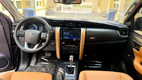2026 Toyota FORTUNER — фото 12