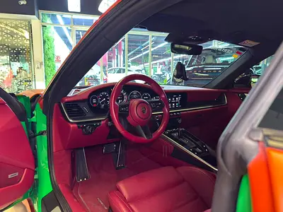 صورة مصغرة 13 لـ 2022 Porsche 911
