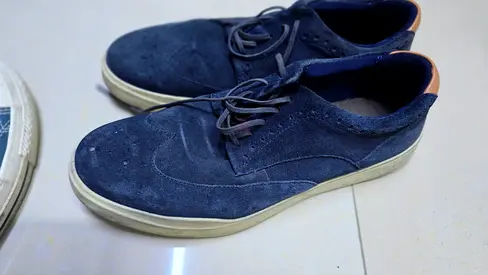Navy blue suede men's casual shoes, lightly used