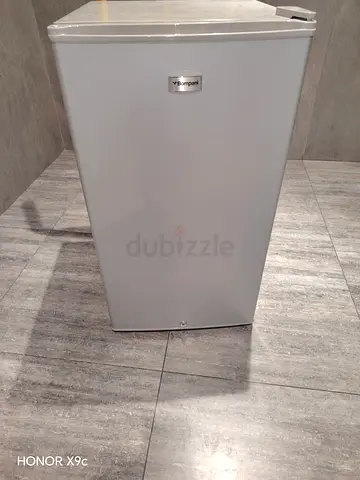 Mini refrigerator excellent condition