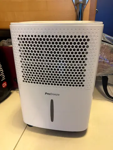 Portable ProBreeze Air Purifier / DeHumidifier - Good Working Condition