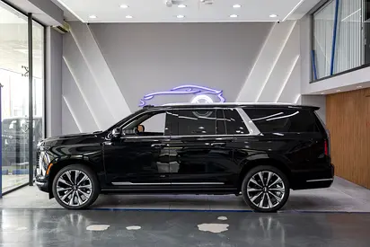 2025 Cadillac ESCALADE 缩略图 8