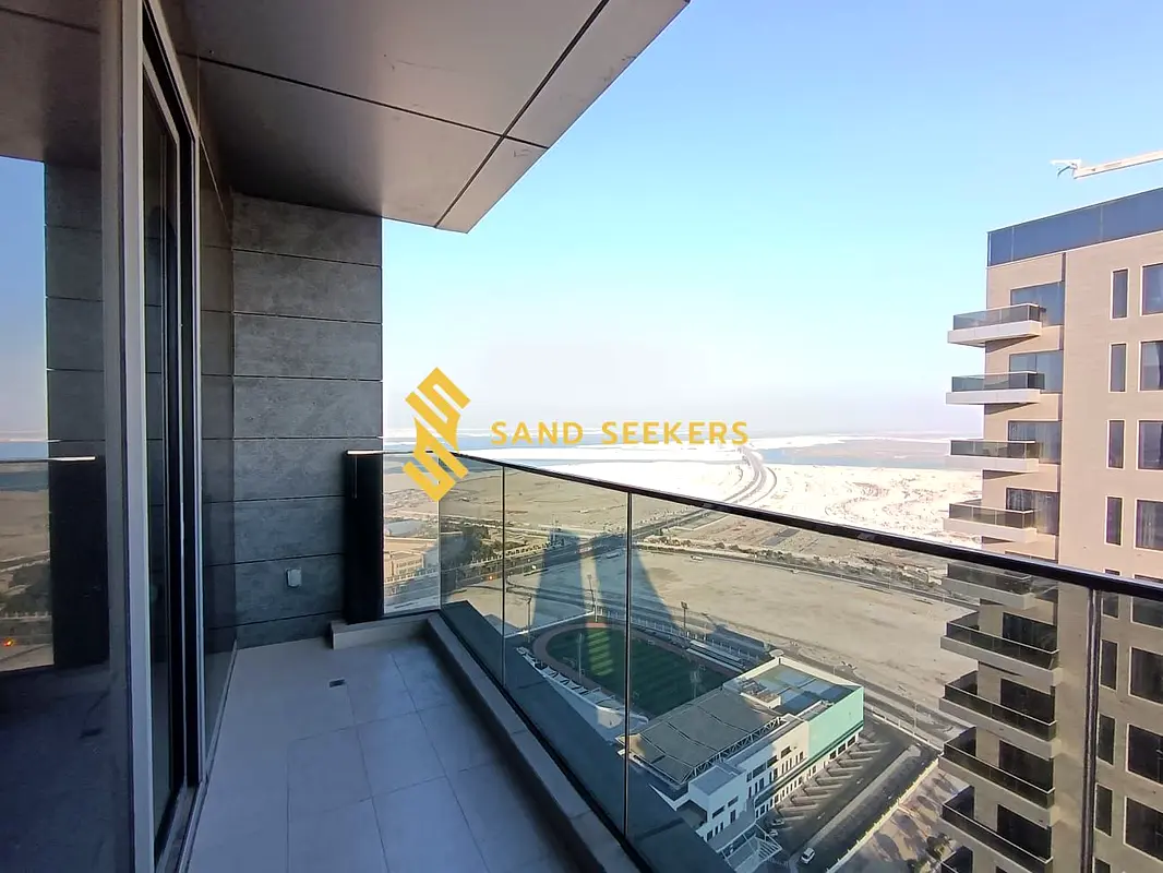 Spacious 1BR | Balcony | 4 Flexible Payments