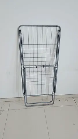 Foldable metal clothes drying rack - compact and sturdy