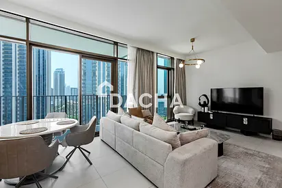 Mid Floor | Corner Unit | Fully Furnished