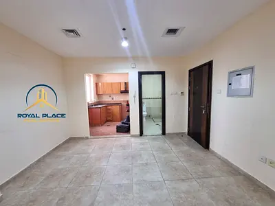 Neat & Cozy 1 Bedroom | Family Building | DSO