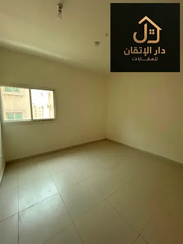 Golden opportunity for rent: 1 Bedroom & Hall apartment in Al Buṭainah area, first tenant Central air conditioning available