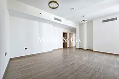 PHPP | 2 Bed+Maids | Closed Kitchen | New