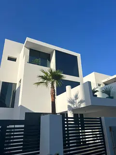 Freehold Villa in exclusive Al Sufuh