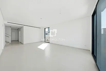 Vastu | Landscaped | Upgraded | Single Row