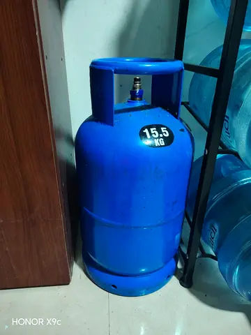 15.5 kg Blue Gas Cylinder - Used