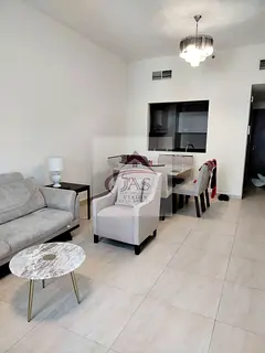 CHILLER FREE | HUGE SIZE | WALKING DISTANCE TO METRO