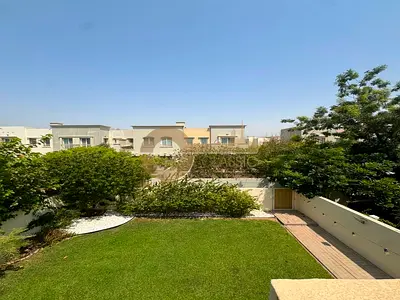 EXPANSIVE VILLA | PRIVATE GARDEN | GATED COMMUNITY