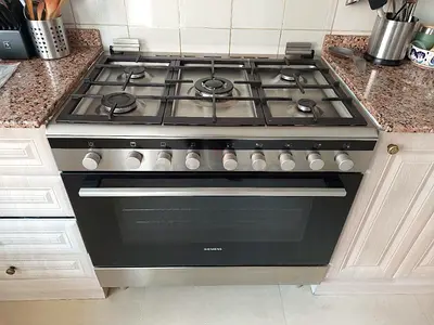 Siemens Gas Cooker Oven Size 90x60 CM