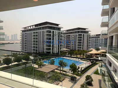 Waterfront 2BHK | إطلالة على الخور والأفق | شقة غير مفروشة