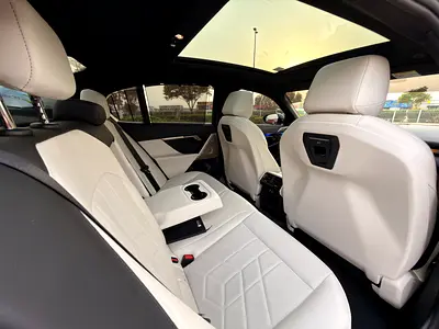 BMW 5 Series 520i M Sport, миниатюра 15